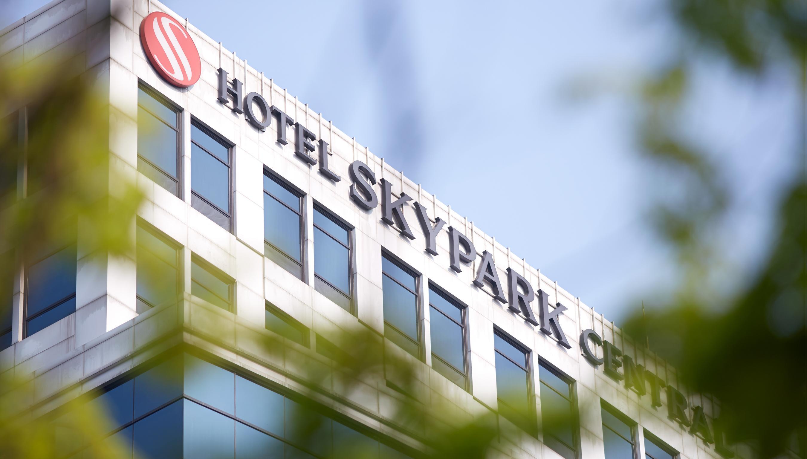 Hotel Skypark Central Myeongdong Seoul Exterior photo